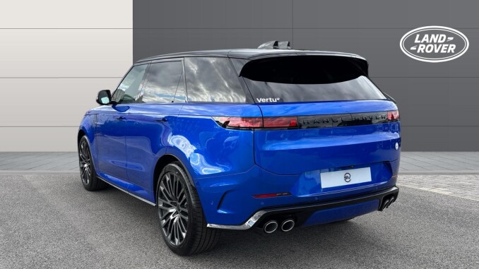 Land Rover Range Rover Sport 4.4 P635 V8 SV Ultimate Edition 5dr Auto Petrol Estate - Image 2
